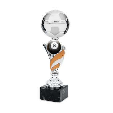 Trofeo pelota de fútbol con toques naranja