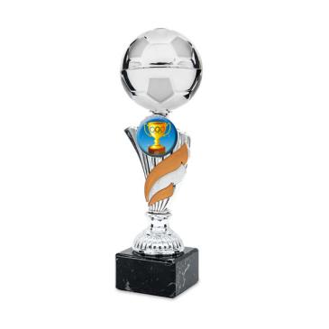 Trofeo pelota de fútbol con toques naranja