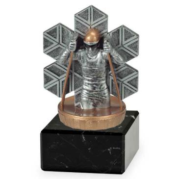 Trofeo esquí sobre mármol