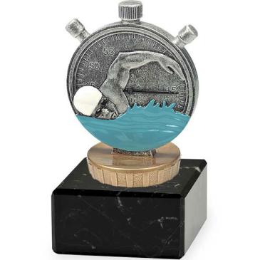 Trofeo natación sobre mármol