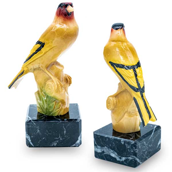 Trofeo de resina pajaro pintado