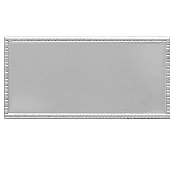 Plaque d'aluminium argenté gravée au laser.